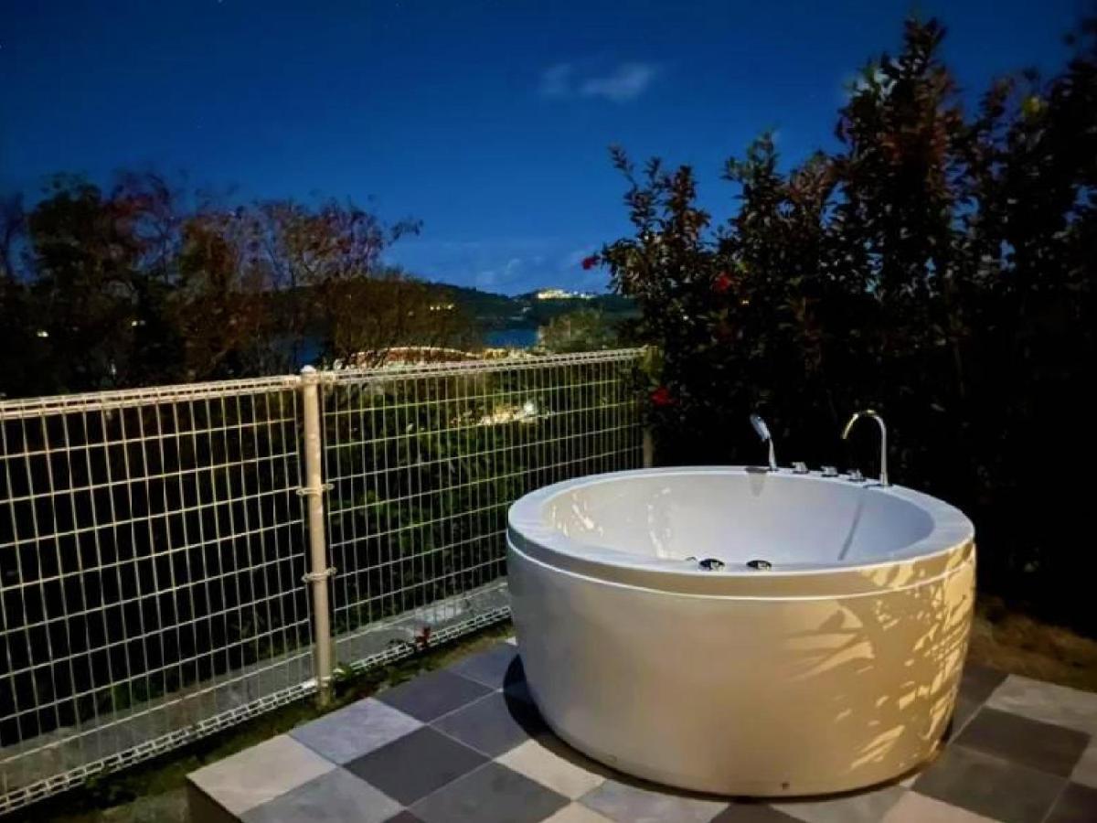 Ｖｉｌｌａ・Ｃｈａｒｍｅ Villa Motobu Bagian luar foto